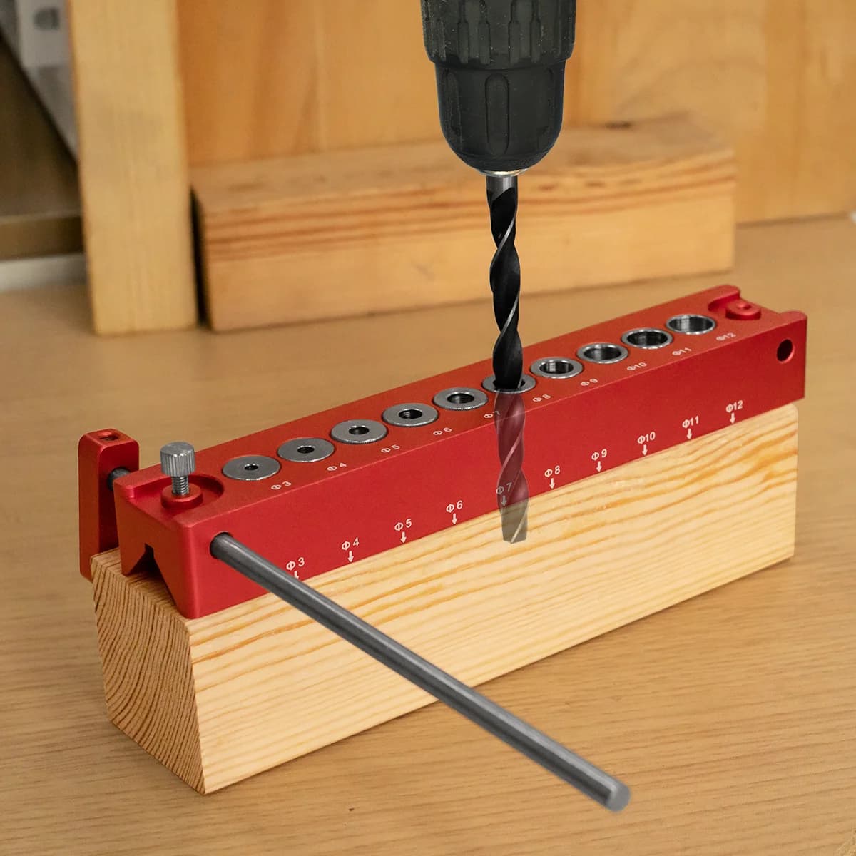 Jig Dowel Kayu Lanjutan dengan Rod Penentu Kedudukan